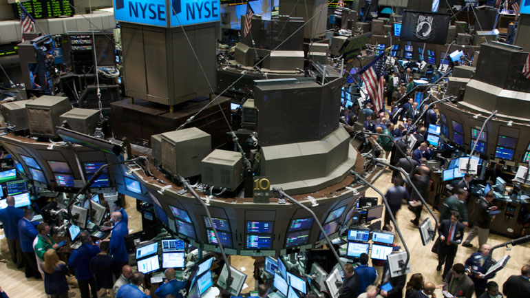 Νωρίτερα άνοιξε η Wall Street